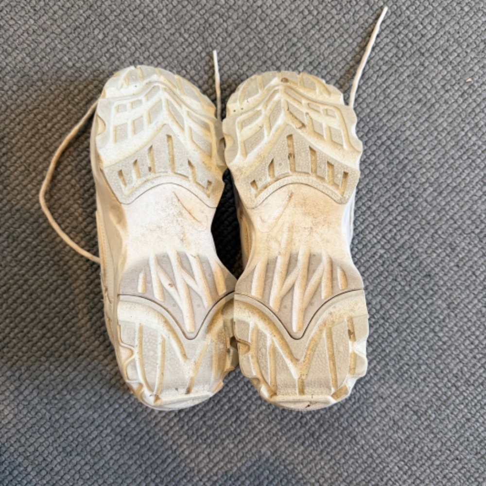 Nike sneakers - Picture 3 of 5